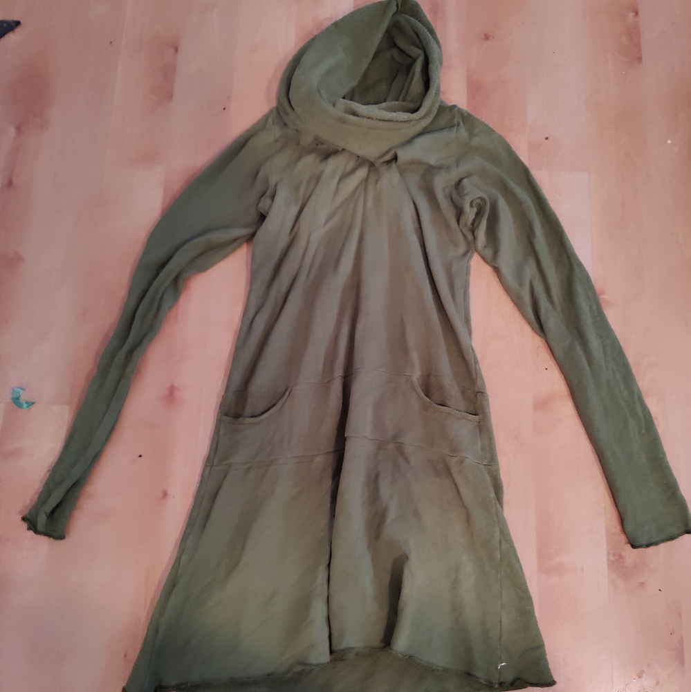 Gaia Conceptions Darjeeling chunky cowl short dress